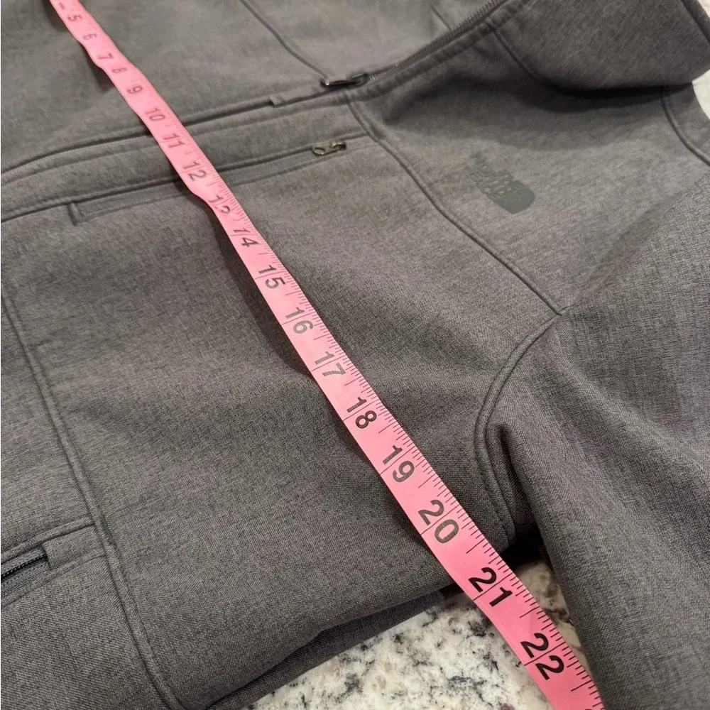 The North Face Women’s Large Heather Gray Soft Shell Jacket Fleece Lined